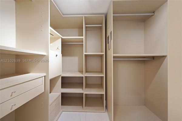The Harbour North Tower, 16385 Biscayne Blvd #407, North Miami Beach, Florida 33160, image 1