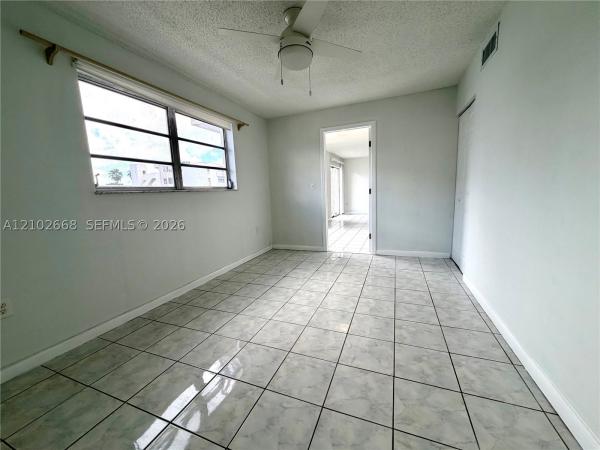 Caribbean House, 3665 NE 167th St #204, North Miami Beach, Florida 33160, image 1