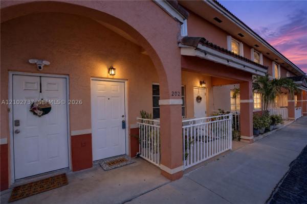 6989 W 36th Ave #202, Hialeah, Florida 33018, image 1