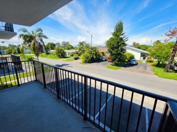 L'Solei At Hallandale Beach, 1100 NE 1st Ct #219, Hallandale Beach, Florida 33009, image 1