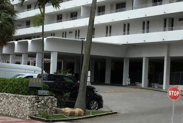Oceanside Plaza, 5555 Collins Ave #15P, Miami Beach, Florida 33140, image 1