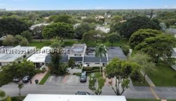 8232 SW 81st Ter, Unincorporated Dade County, Florida 33143, image 1