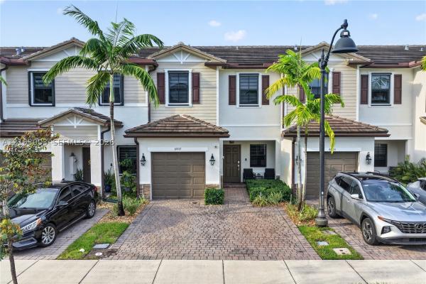 Palomino Lake, 6007 W Paso Fino Pl, Davie, Florida 33314, image 1