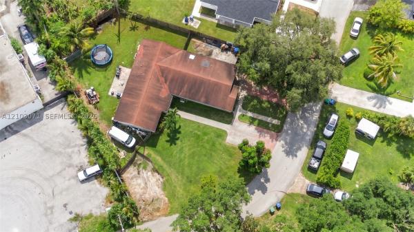 235 NE 118th St, Unincorporated Dade County, Florida 33161, image 1