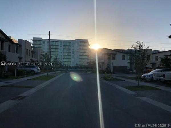 Summit At Park Central, 10552 NW 78th Ter, Doral, Florida 33178, image 1