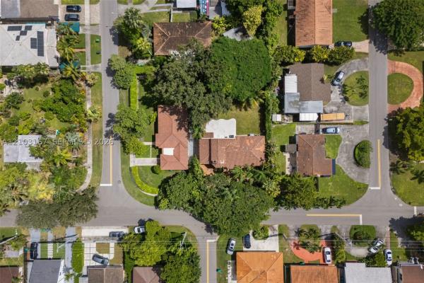 1015 SW 44th Ave, Unincorporated Dade County, Florida 33134, image 1
