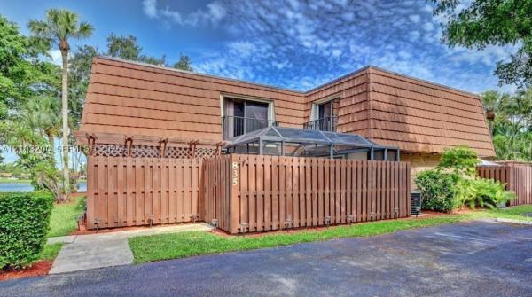 835 SW 118th Ter, Davie, Florida 33325, image 1