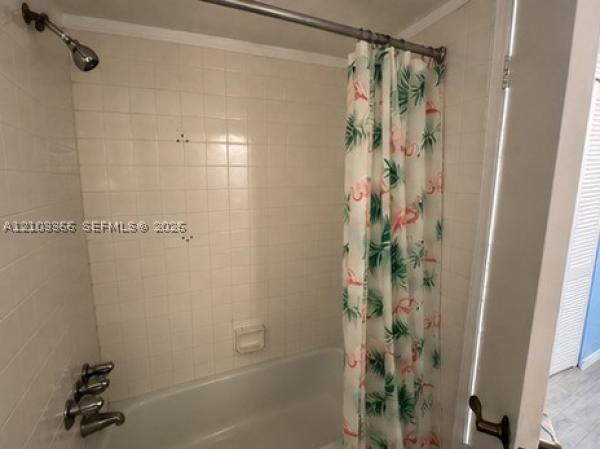 Knights Inn Hallandale, 26 Diplomat Pkwy #2342, Hallandale Beach, Florida 33009, image 1