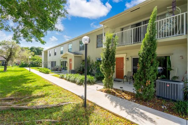 5850 NW 57th Ave #3, Tamarac, Florida 33319, image 1