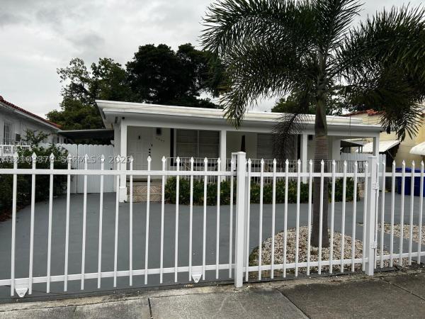 Holleman Manor, 1945 NW 33rd St, Miami, Florida 33142, image 1