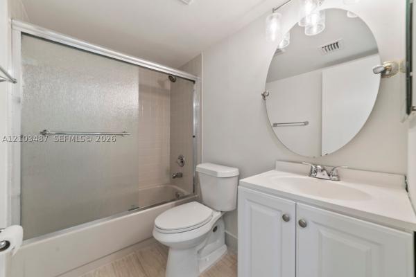 Camino Real Village, 5850 Camino Del Sol #206, Boca Raton, Florida 33433, image 1