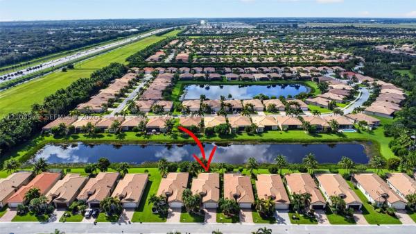 Valencia Cove, 8192 N Pikes Peak Ave, Boynton Beach, Florida 33473, image 1