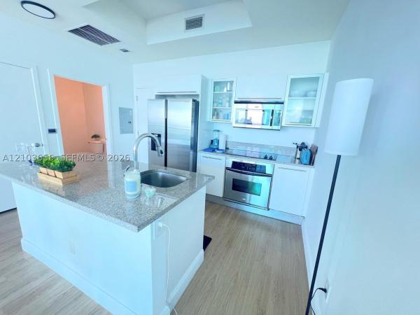 MarinaBlue, 888 Biscayne Blvd #4807, Miami, Florida 33132, image 1