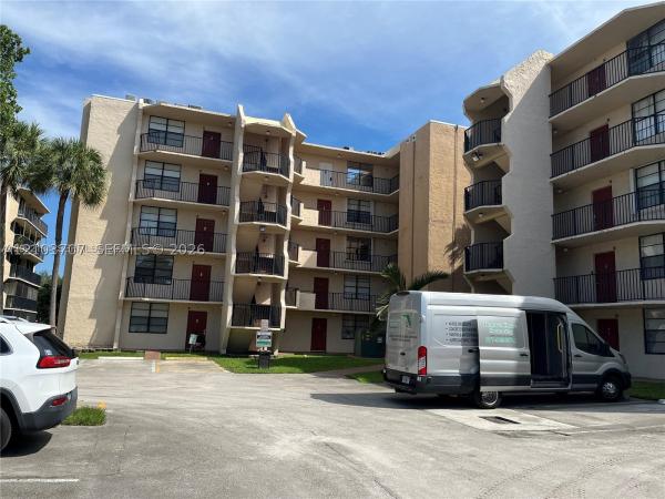 Blue Lake, 3500 Blue Lake Dr #501, Pompano Beach, Florida 33064, image 1