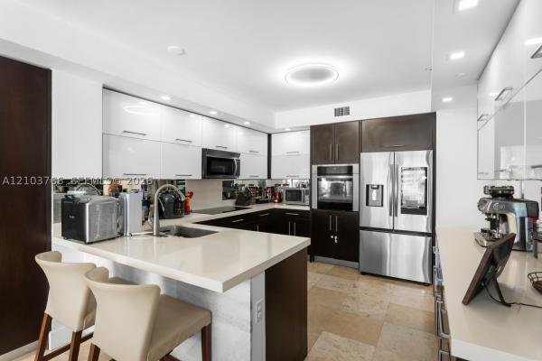 Lake Tower, 765 Crandon Blvd #310, Key Biscayne, Florida 33149, image 1