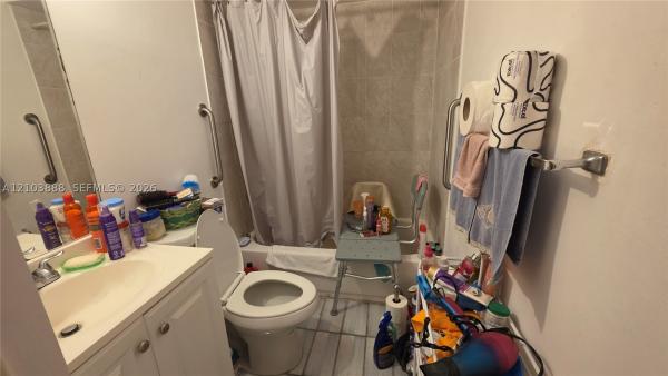 New Land Gardens, 16750 NE 10th Ave #208, North Miami Beach, Florida 33162, image 1