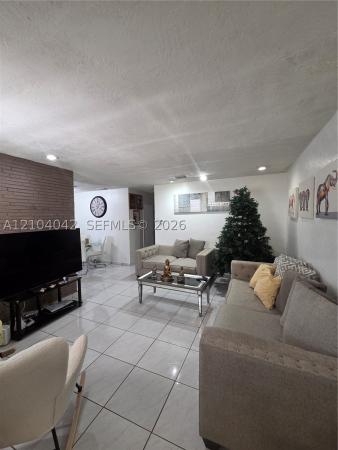 11761 SW 173rd St, Unincorporated Dade County, Florida 33177, image 1