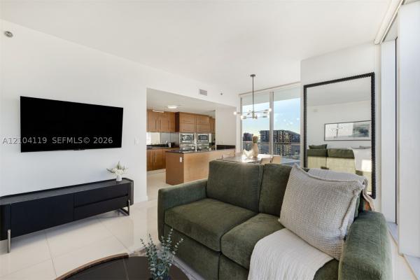 Icon Brickell Tower 3, 485 Brickell Ave #4804, Miami, Florida 33131, image 1