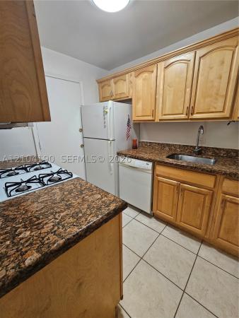 Dadeland Grove, 6900 N Kendall Dr #A102, Pinecrest, Florida 33156, image 1