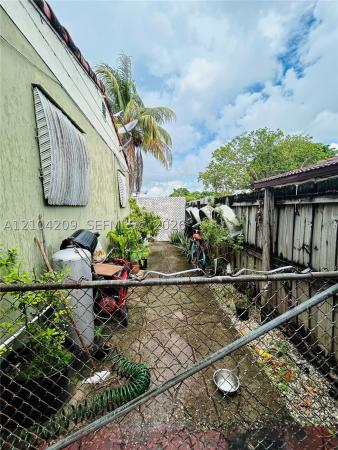 Palm Springs, 160 W 53rd Ter, Hialeah, Florida 33012, image 1