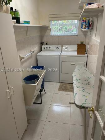 Eldorado Plaza West, 200 NE 12th Ave #2E, Hallandale Beach, Florida 33009, image 1