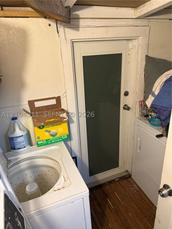 1296 NW 72nd St, Unincorporated Dade County, Florida 33147, image 1