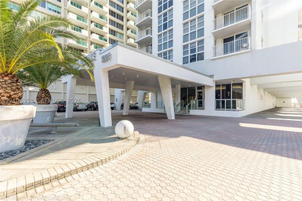 Miami Beach, Florida 33139, image 1
