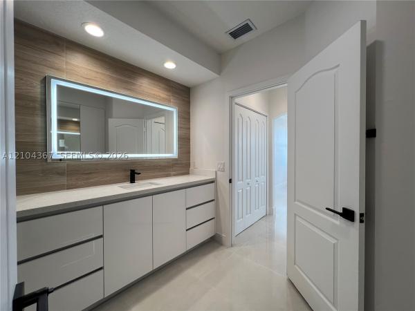 16247 SW 46th Ter, Unincorporated Dade County, Florida 33185, image 1