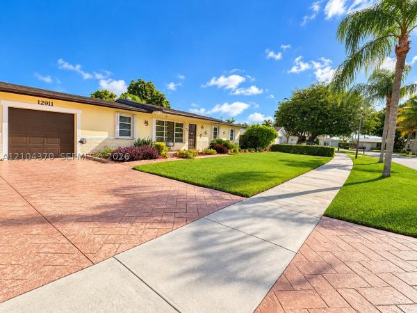 12911 SW 83rd St, Unincorporated Dade County, Florida 33183, image 1