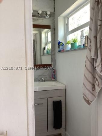 Breeze Haven, 2101 N 57th Ter, Hollywood, Florida 33021, image 1