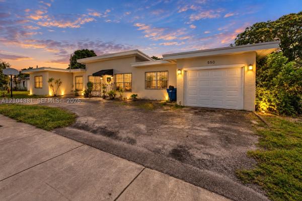 550 NW 107th St, Unincorporated Dade County, Florida 33168, image 1