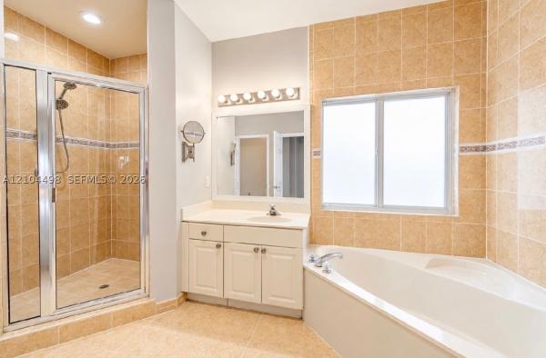 13821 SW 136th Pl, Unincorporated Dade County, Florida 33186, image 1