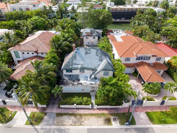 Mid Golf, 3746 Chase Ave, Miami Beach, Florida 33140, image 1