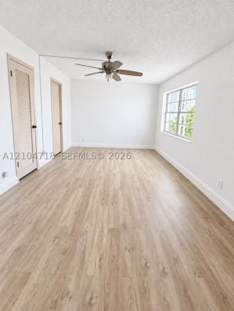 Venetian Park East, 712 NE 26th Ave, Hallandale Beach, Florida 33009, image 1