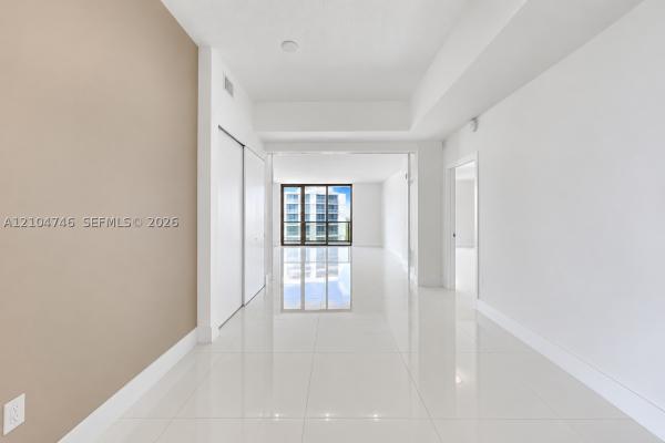 Sayan, 16275 Collins Ave #2502, Sunny Isles Beach, Florida 33160, image 1