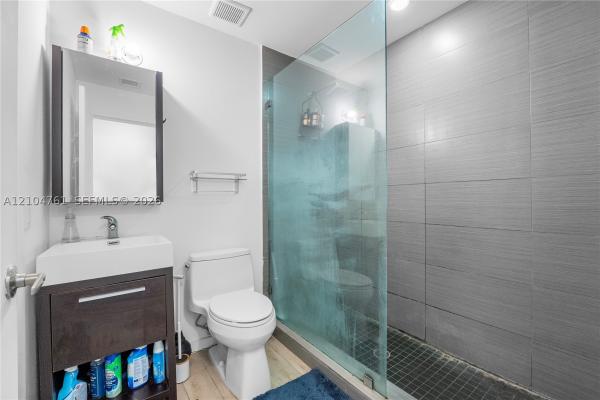 Emily, 1611 Meridian Ave #304, Miami Beach, Florida 33139, image 1