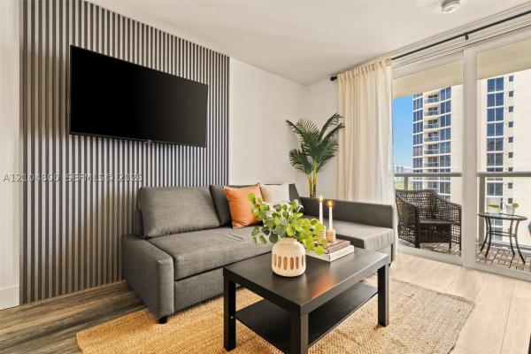 The Aventura Beach Club, 19201 Collins Ave #924, Sunny Isles Beach, Florida 33160, image 1