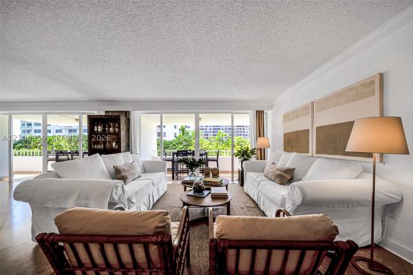 Commodore Club South, 199 Ocean Lane Dr #305, Key Biscayne, Florida 33149, image 1