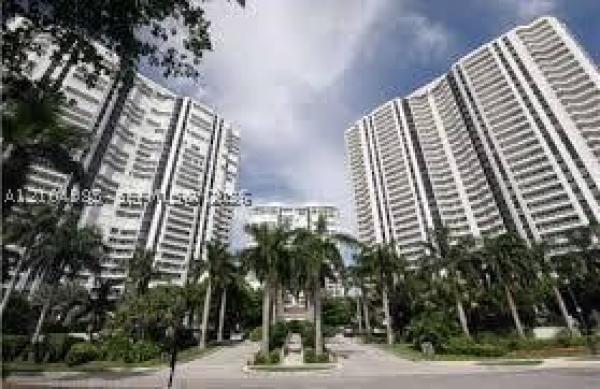 North Tower At The Point, 21205 NE 37th Ave #308, Aventura, Florida 33180, image 1