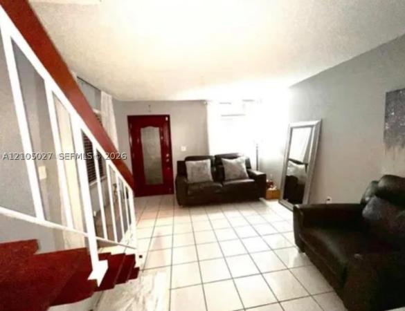 J R, 5352 W 24th Ave #127, Hialeah, Florida 33016, image 1