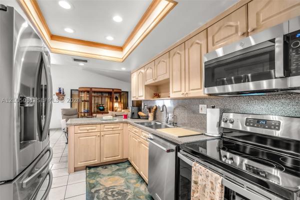 461 SW 89th Ct, Unincorporated Dade County, Florida 33174, image 1