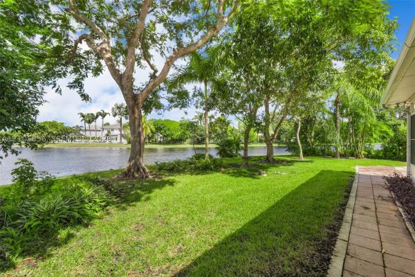 Amber Bay, 16729 Amber Lk, Weston, Florida 33326, image 1