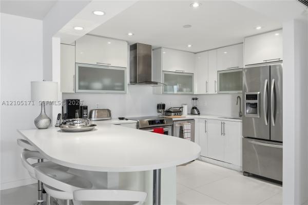 Roney Palace, 2301 Collins Ave #606, Miami Beach, Florida 33139, image 1