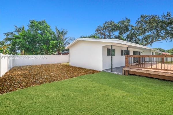 Seaboard Park, 17251 NE 2nd Ct, North Miami Beach, Florida 33162, image 1