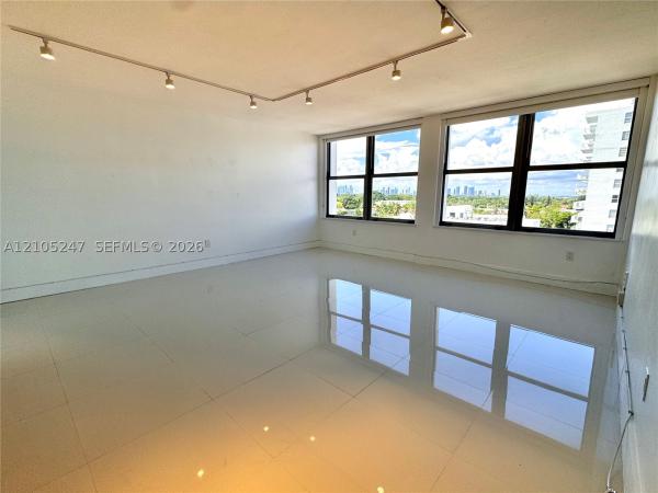 Triton Tower, 2899 Collins Ave #904, Miami Beach, Florida 33140, image 1