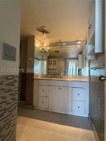 Venetia, 555 NE 15th St #25-D, Miami, Florida 33132, image 1