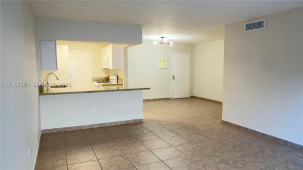 Dadeland Grove, 6900 N Kendall Dr #A304, Pinecrest, Florida 33156, image 1