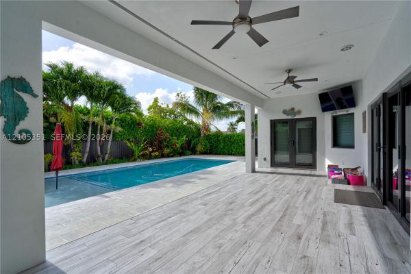 2521 SW 105th Ave, Unincorporated Dade County, Florida 33165, image 1