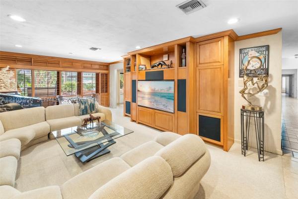 Golden Isles, 407 Sunset Dr, Hallandale Beach, Florida 33009, image 1