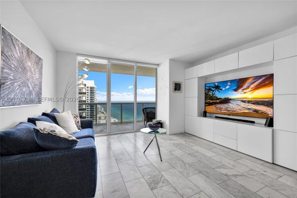 Beach Club 2, 1830 S Ocean Dr #4210, Hallandale Beach, Florida 33009, image 1